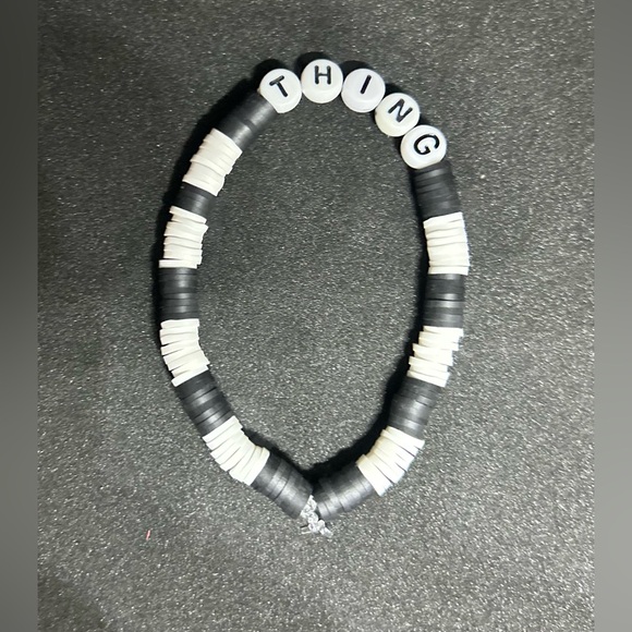 Thing (Addams Family) Heishi Bracelet - Picture 8 of 8